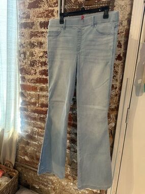 NWOT SPANX Light Blue Women's Stretch Pull On Flare Jeans, Size XL